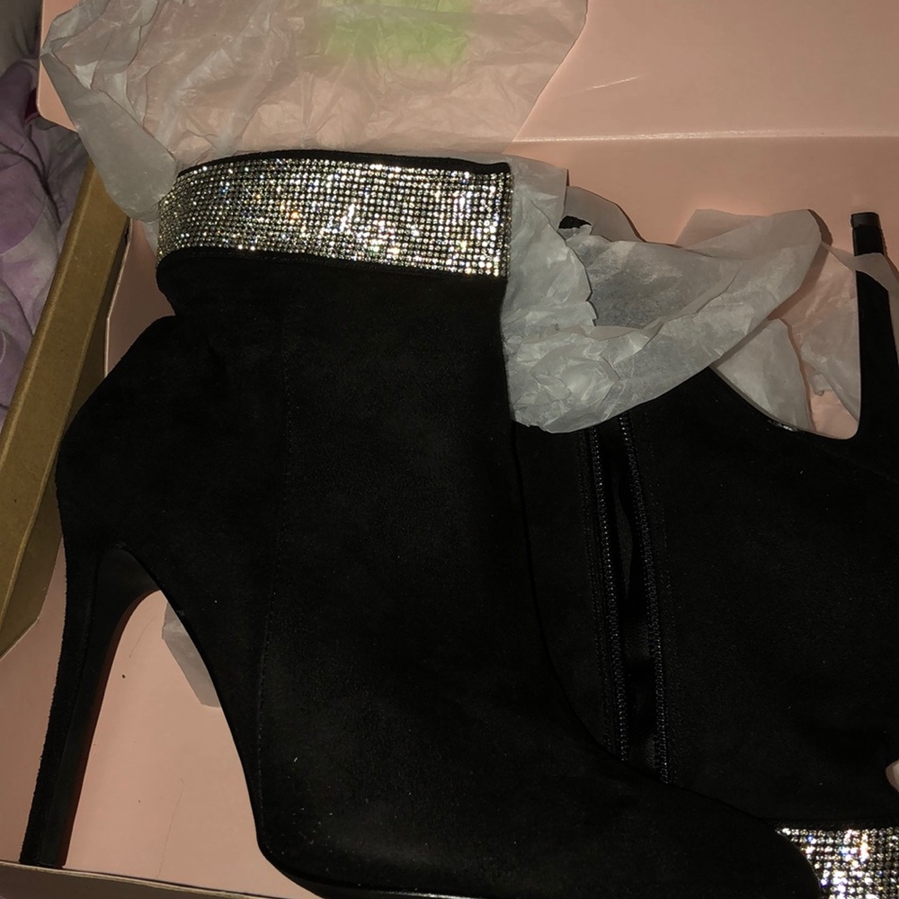 High heel booties